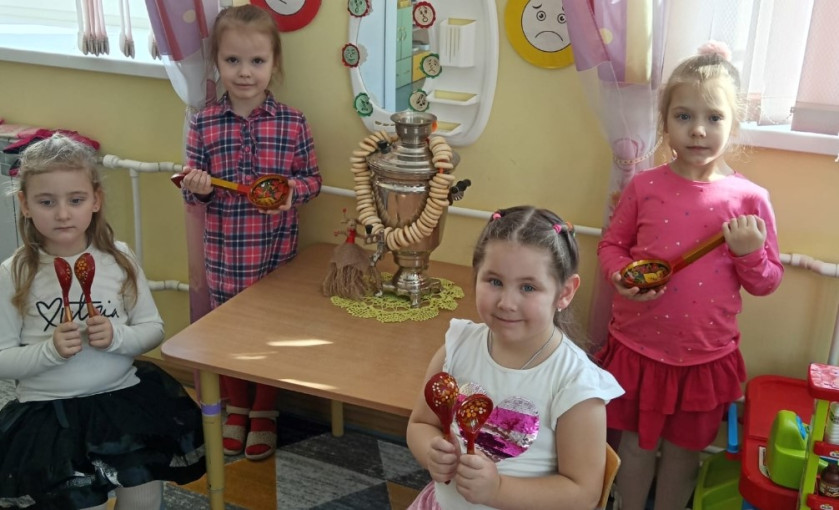 Ай, да чудо-ложечка! Ай, да чудо-ложечка!.